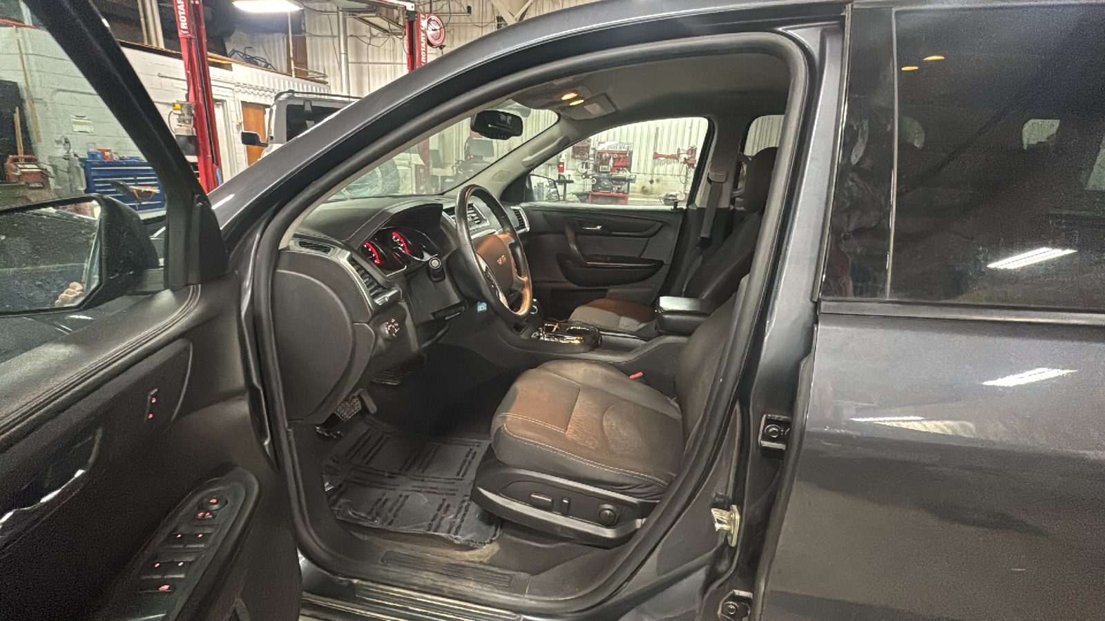 2014 GMC Acadia SLE-2 7