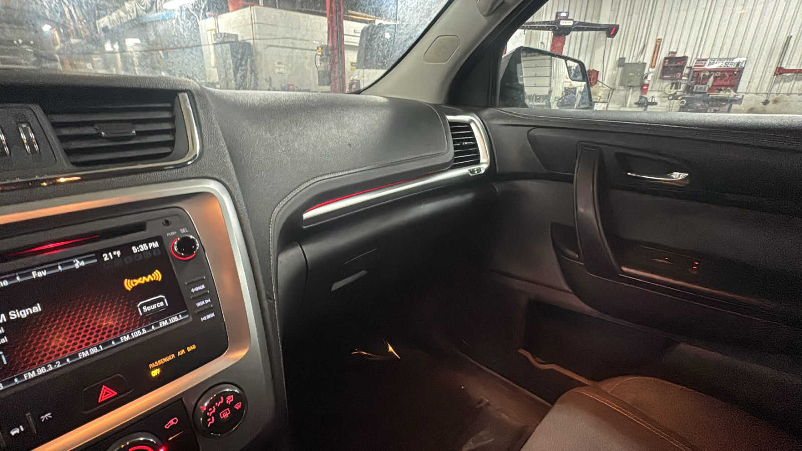 2014 GMC Acadia SLE-2 21