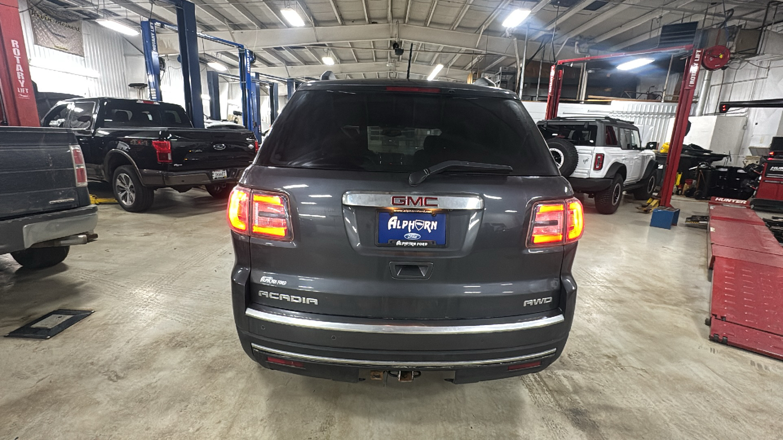 2014 GMC Acadia SLE-2 26