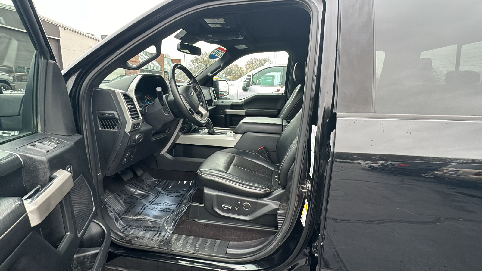 2018 Ford F-150 Lariat 8