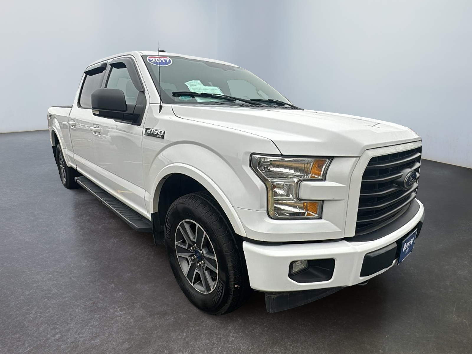 2017 Ford F-150 XLT 1