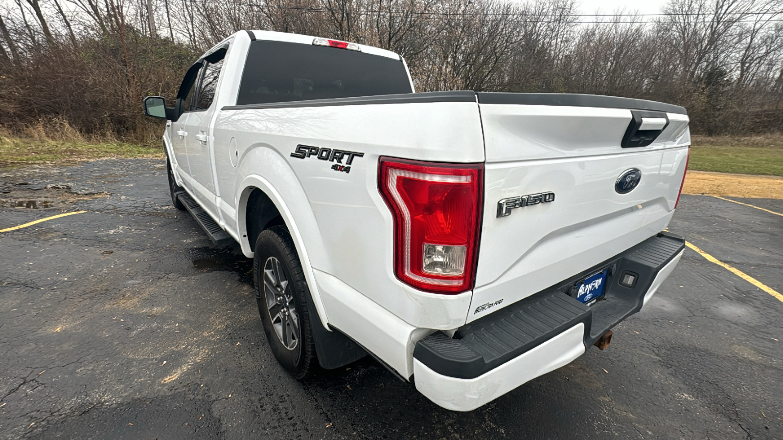 2017 Ford F-150 XLT 4