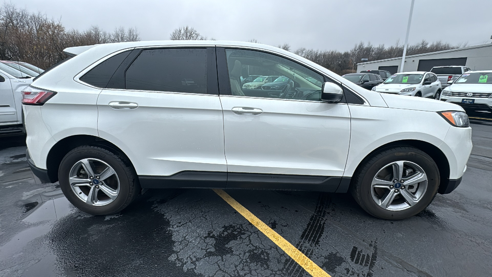 2021 Ford Edge SEL 2