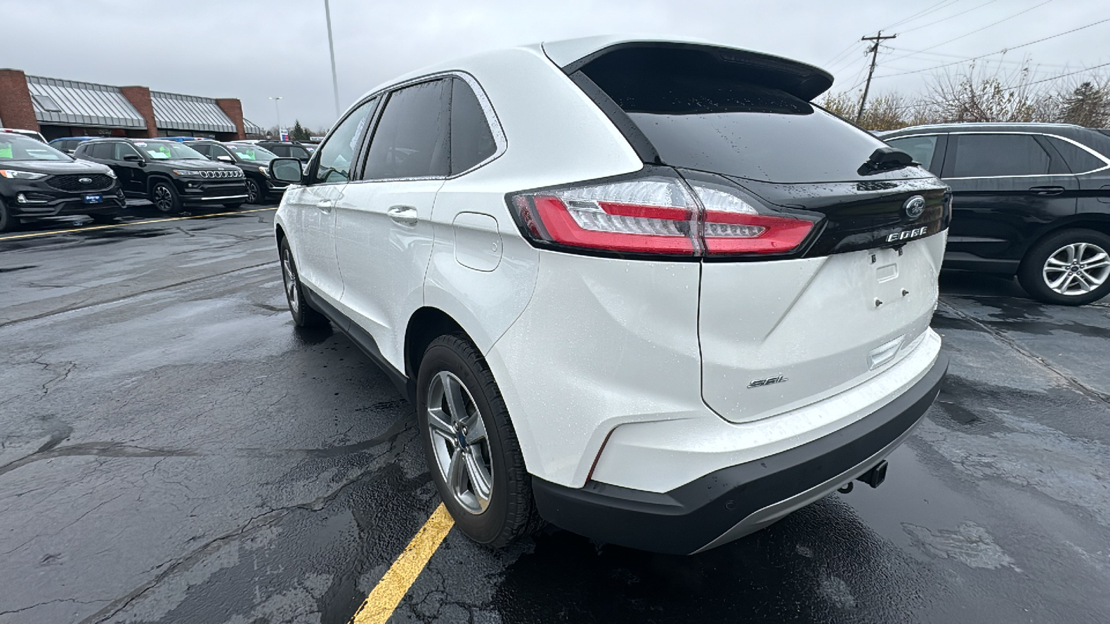 2021 Ford Edge SEL 4