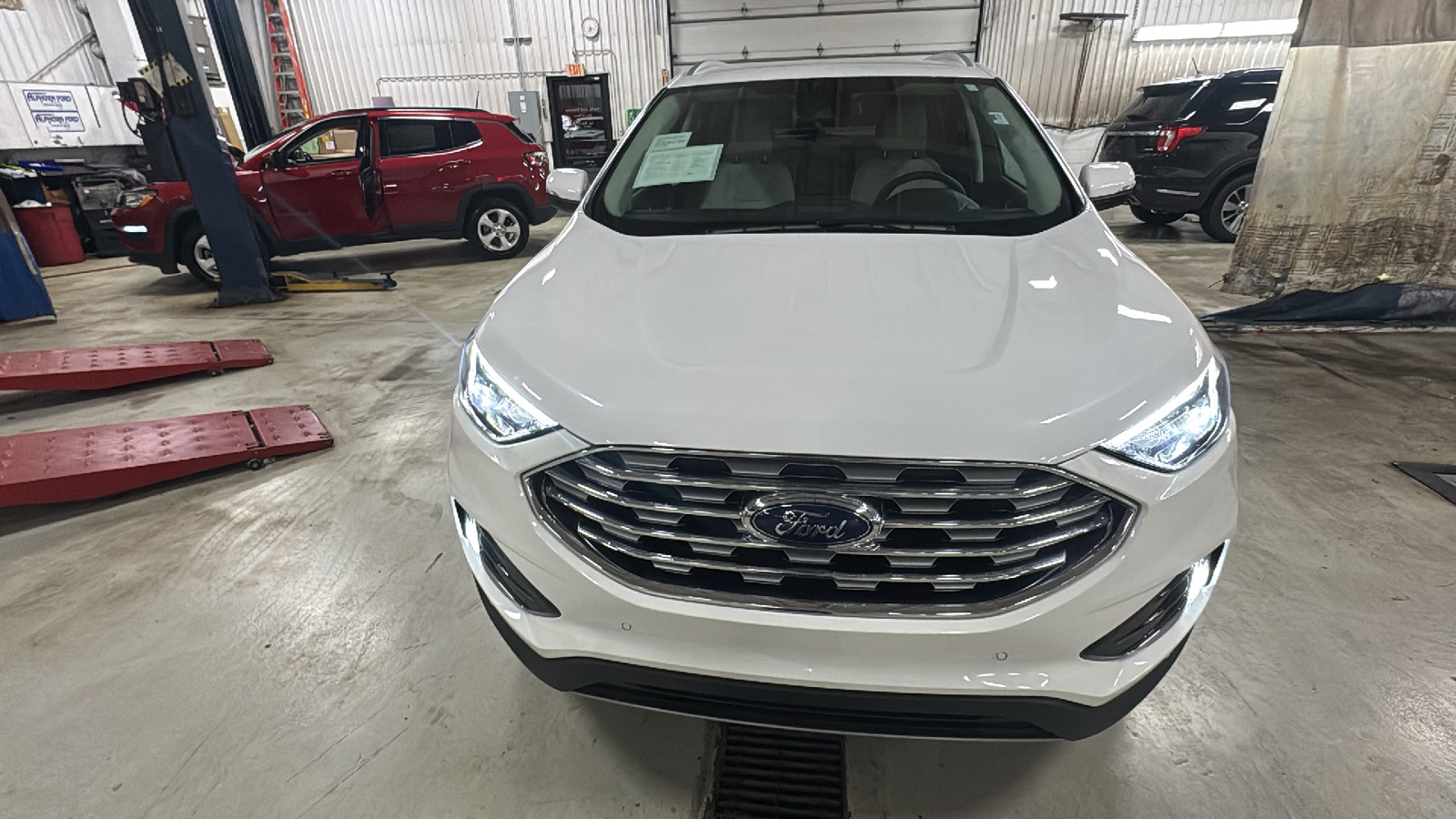 2024 Ford Edge Titanium 6