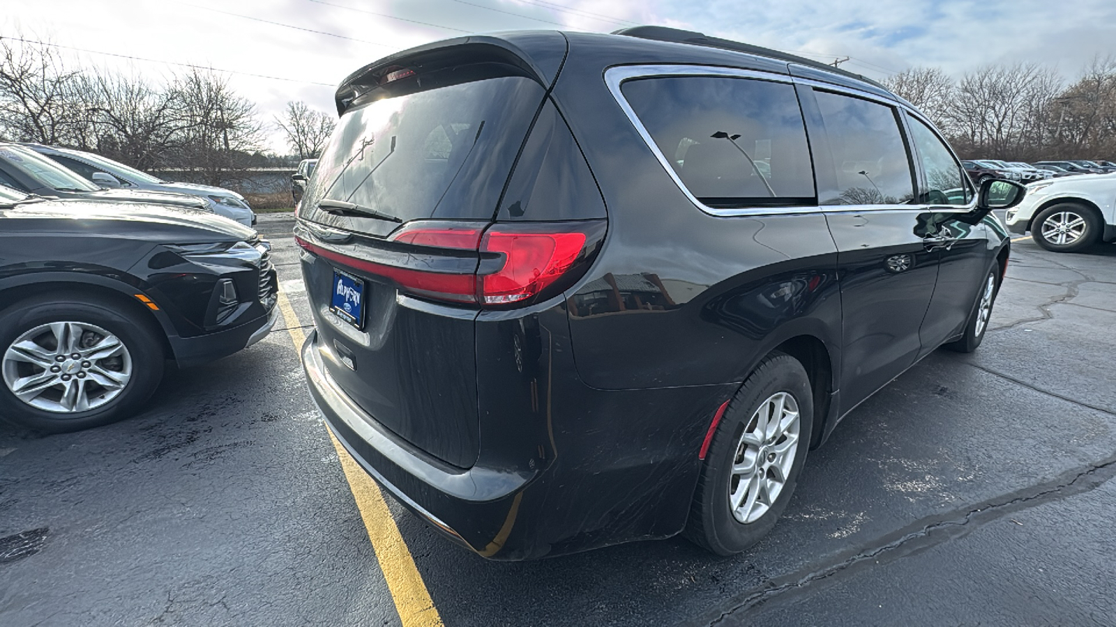 2022 Chrysler Pacifica Touring L 3