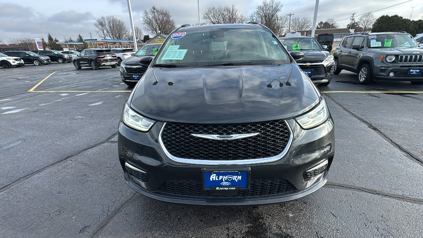 2022 Chrysler Pacifica Touring L 6