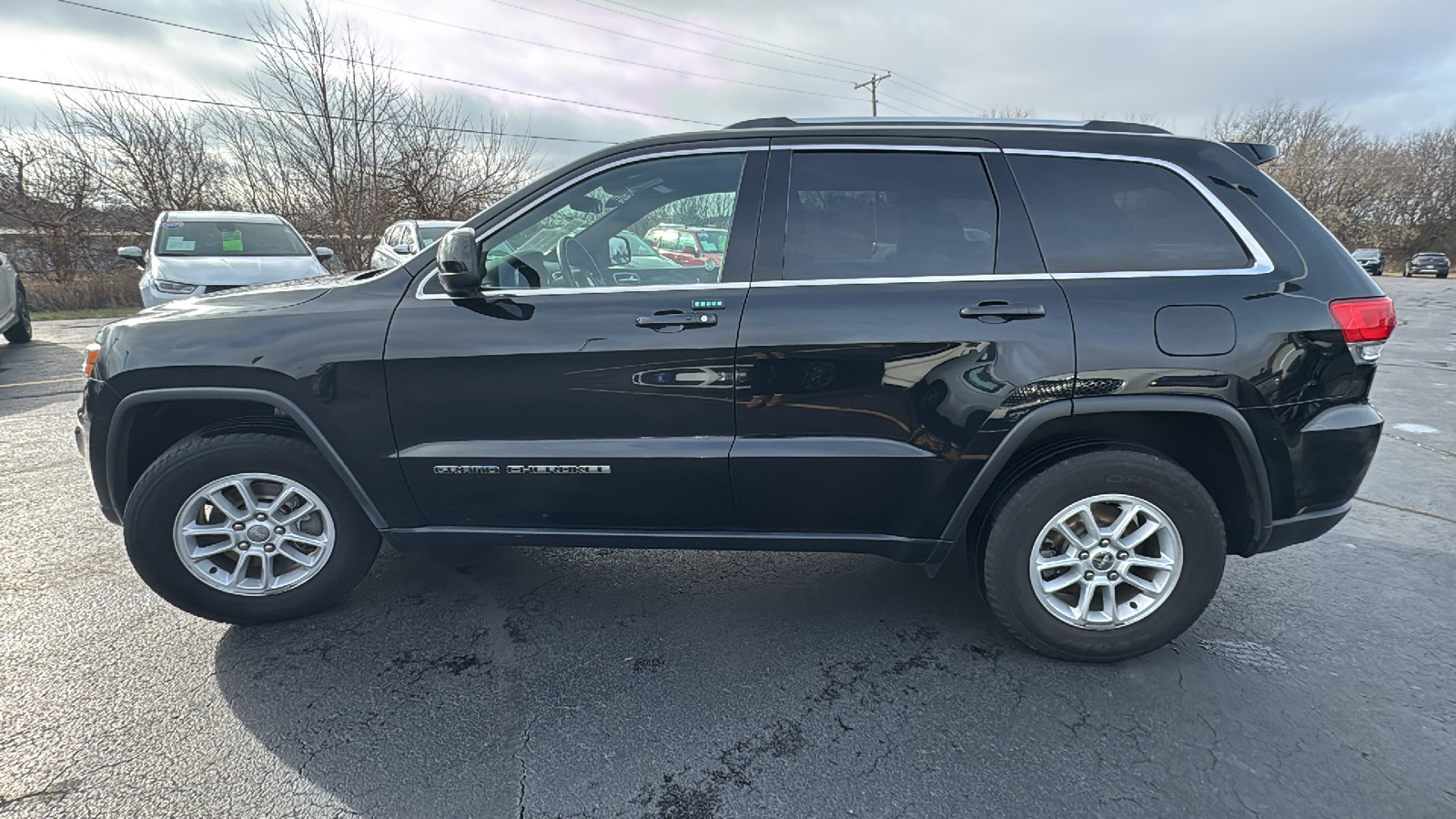 2019 Jeep Grand Cherokee Laredo E 5