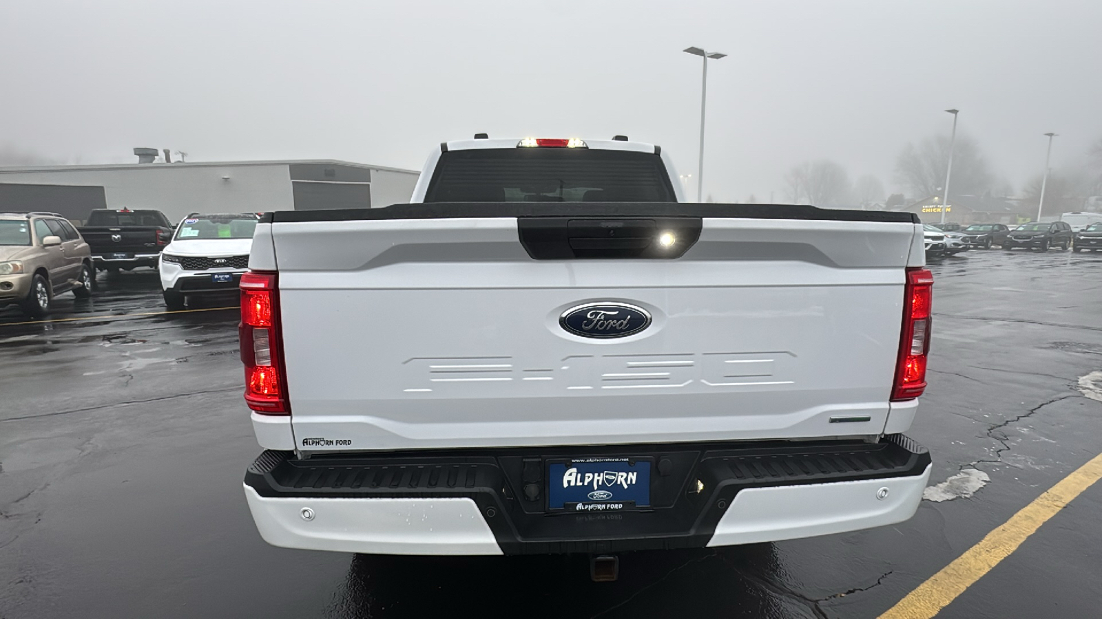 2021 Ford F-150 XLT 28