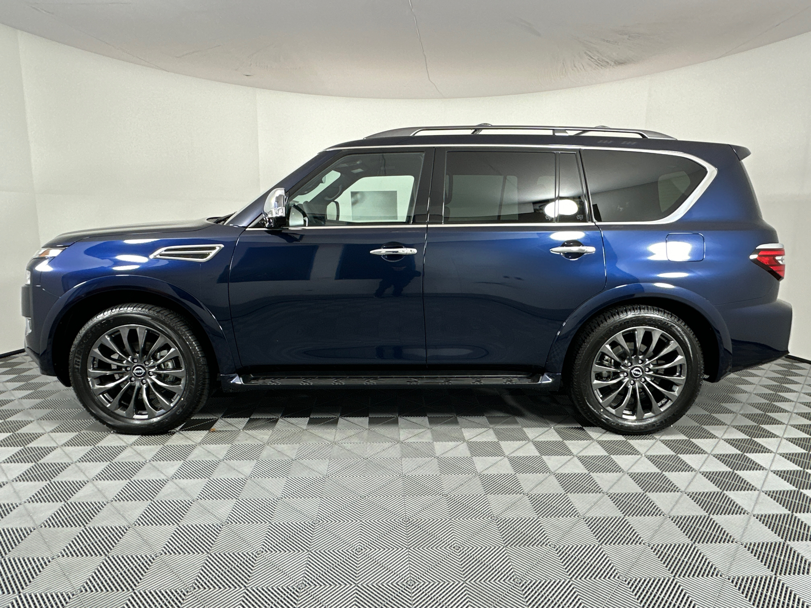 2024 Nissan Armada  4