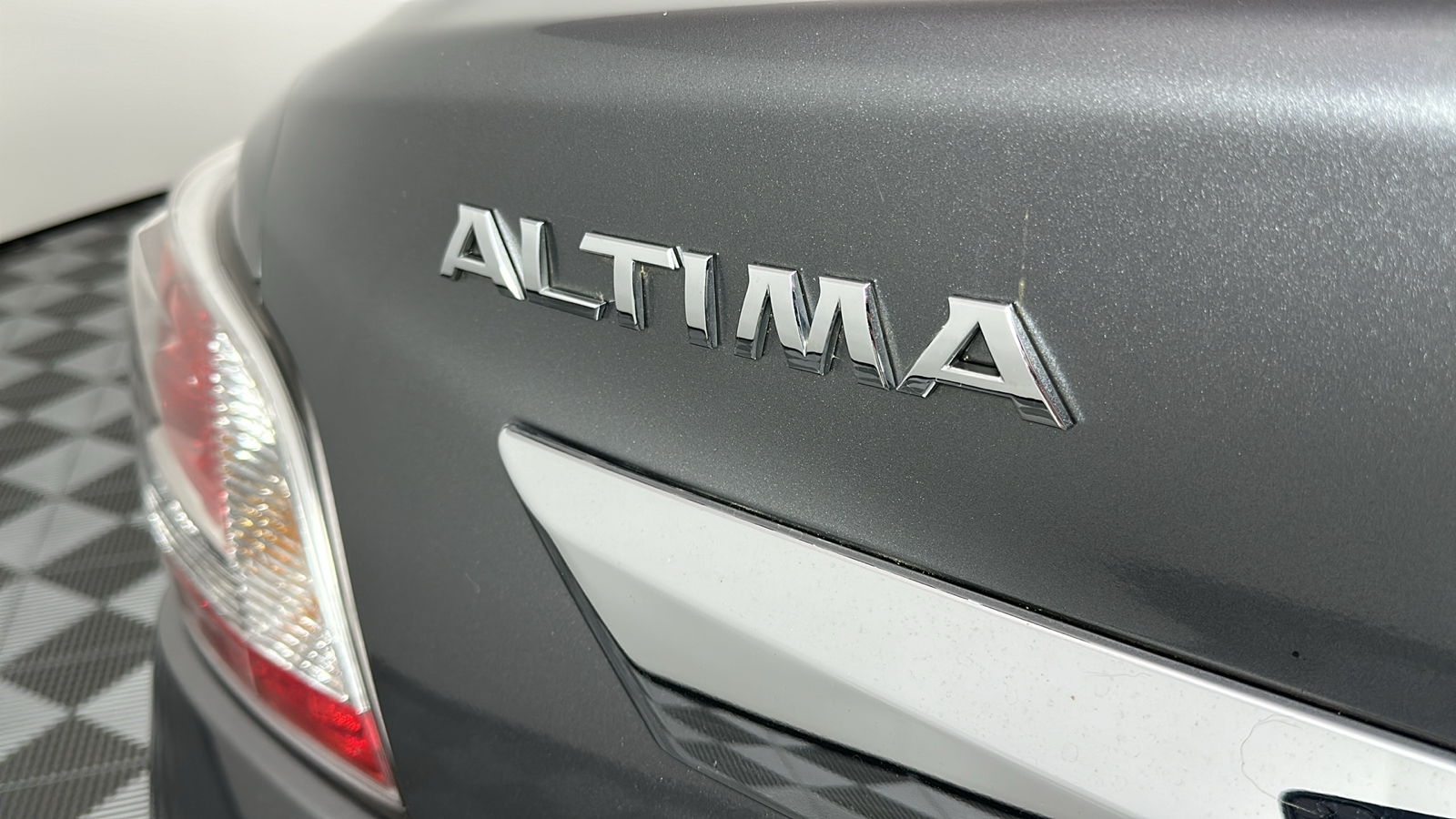 2015 Nissan Altima  9