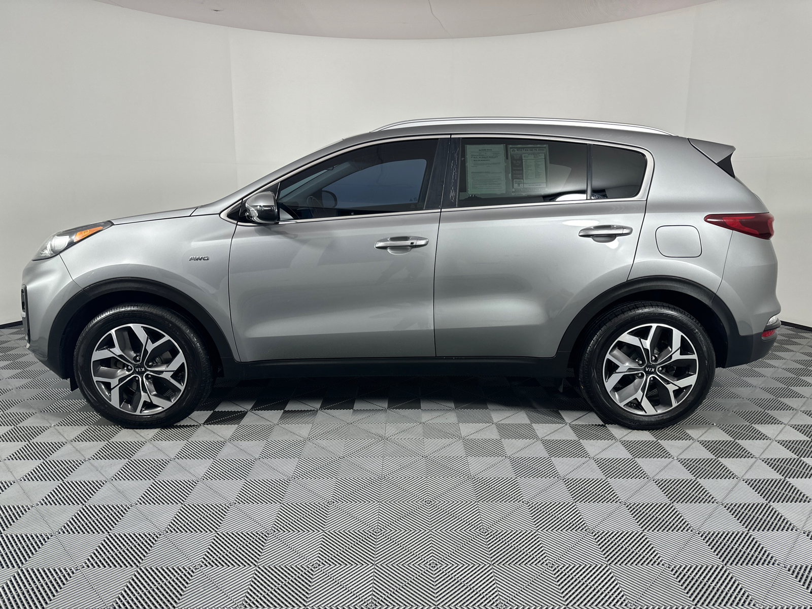 2021 Kia Sportage  4