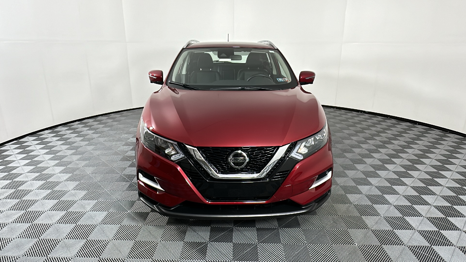 2022 Nissan Rogue Sport SL 2