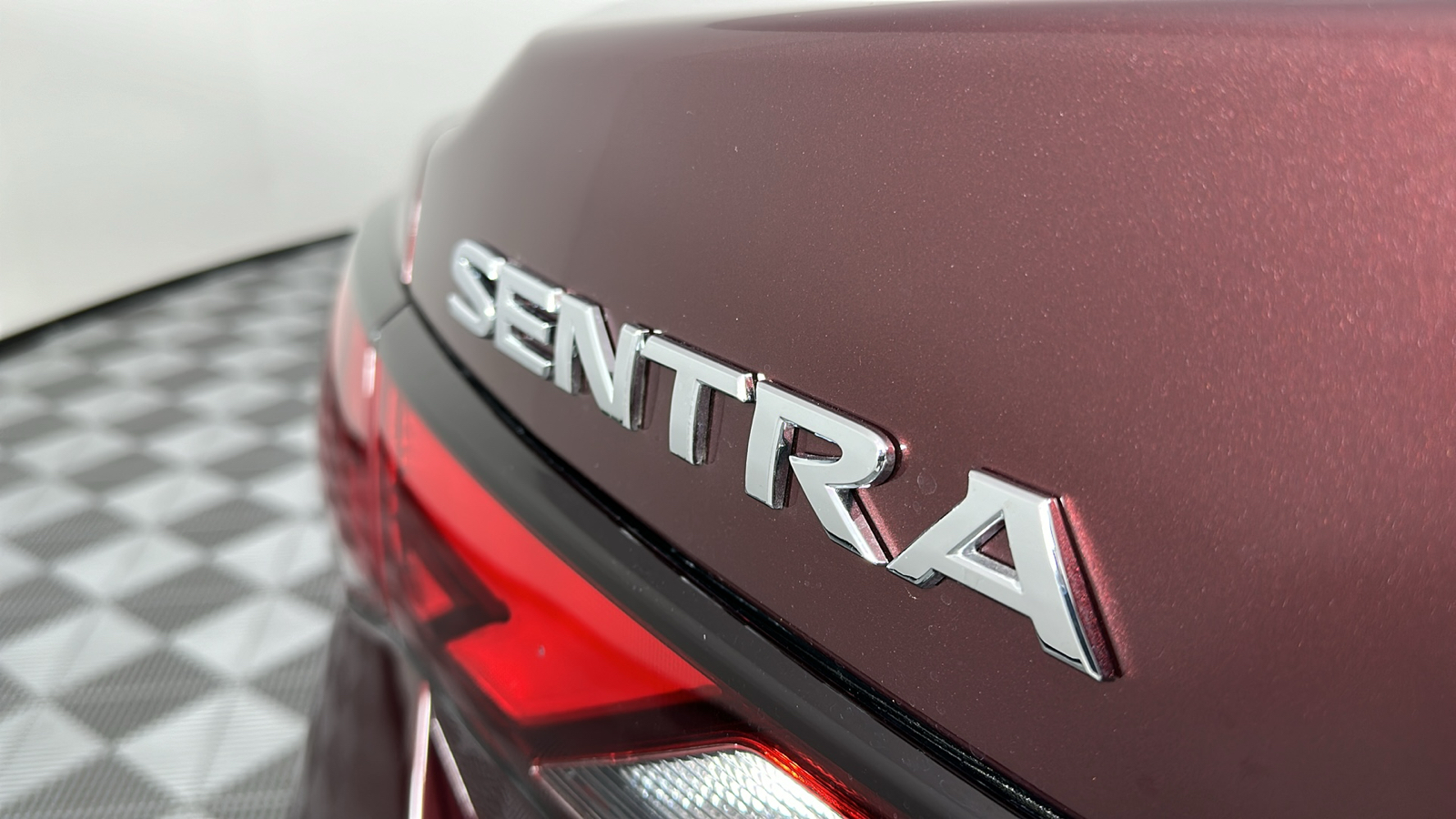 2024 Nissan Sentra SV 9