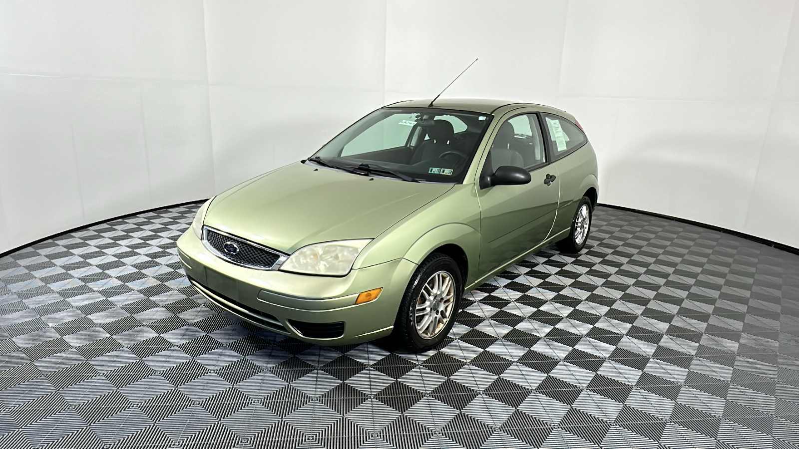 2007 Ford Focus SE 3