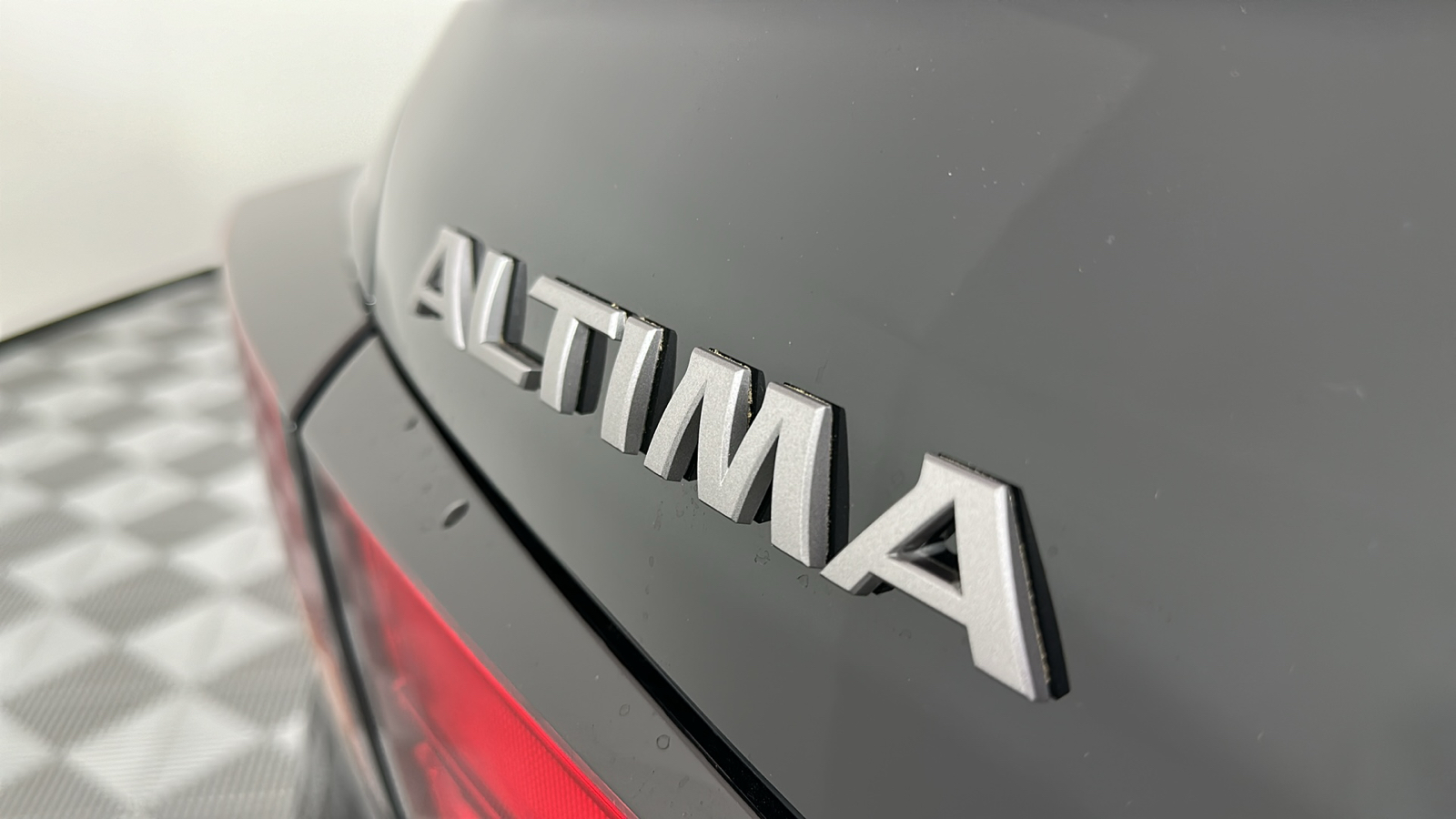 2024 Nissan Altima 2.5 SR 9