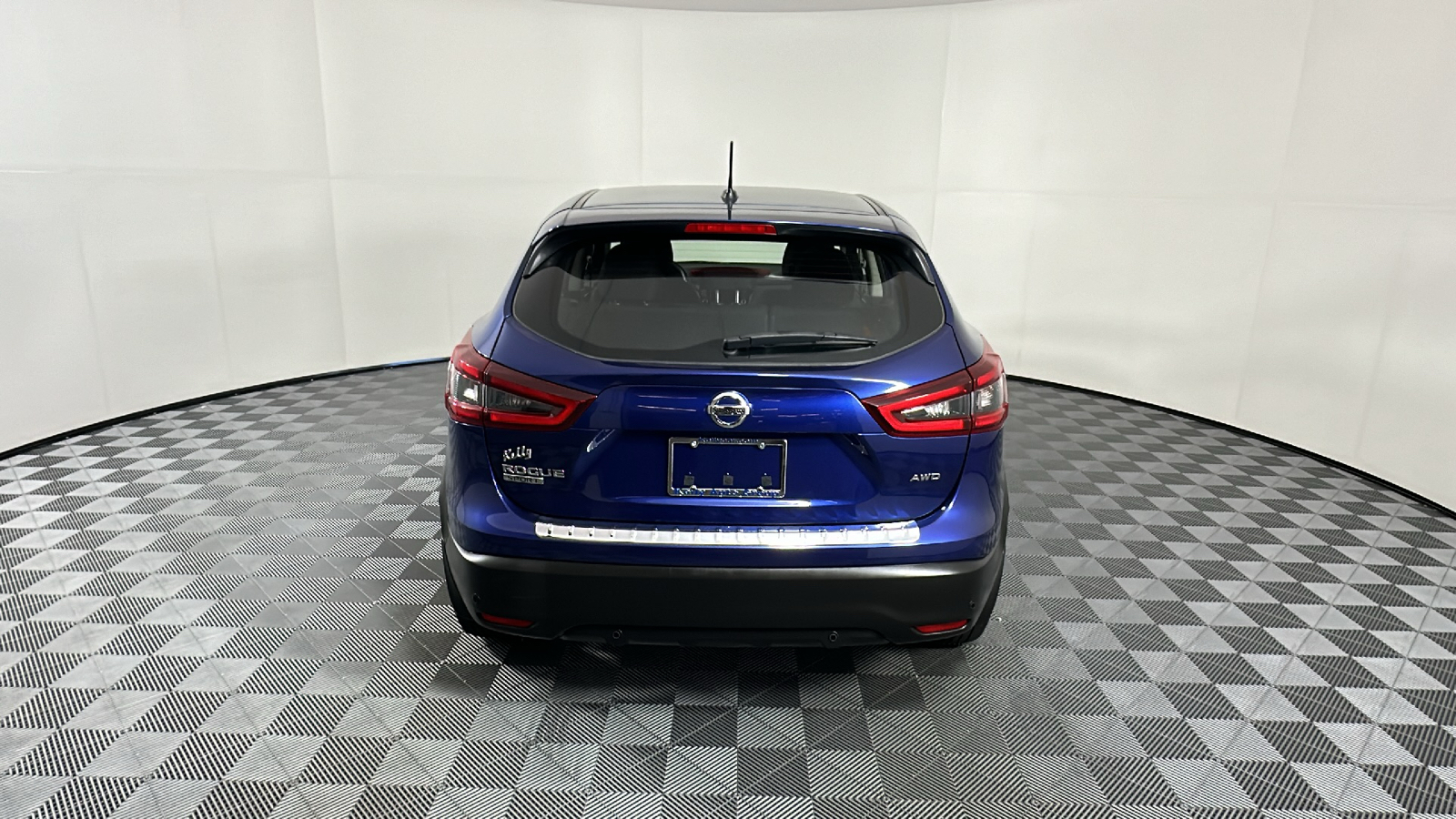 2021 Nissan Rogue Sport S 6