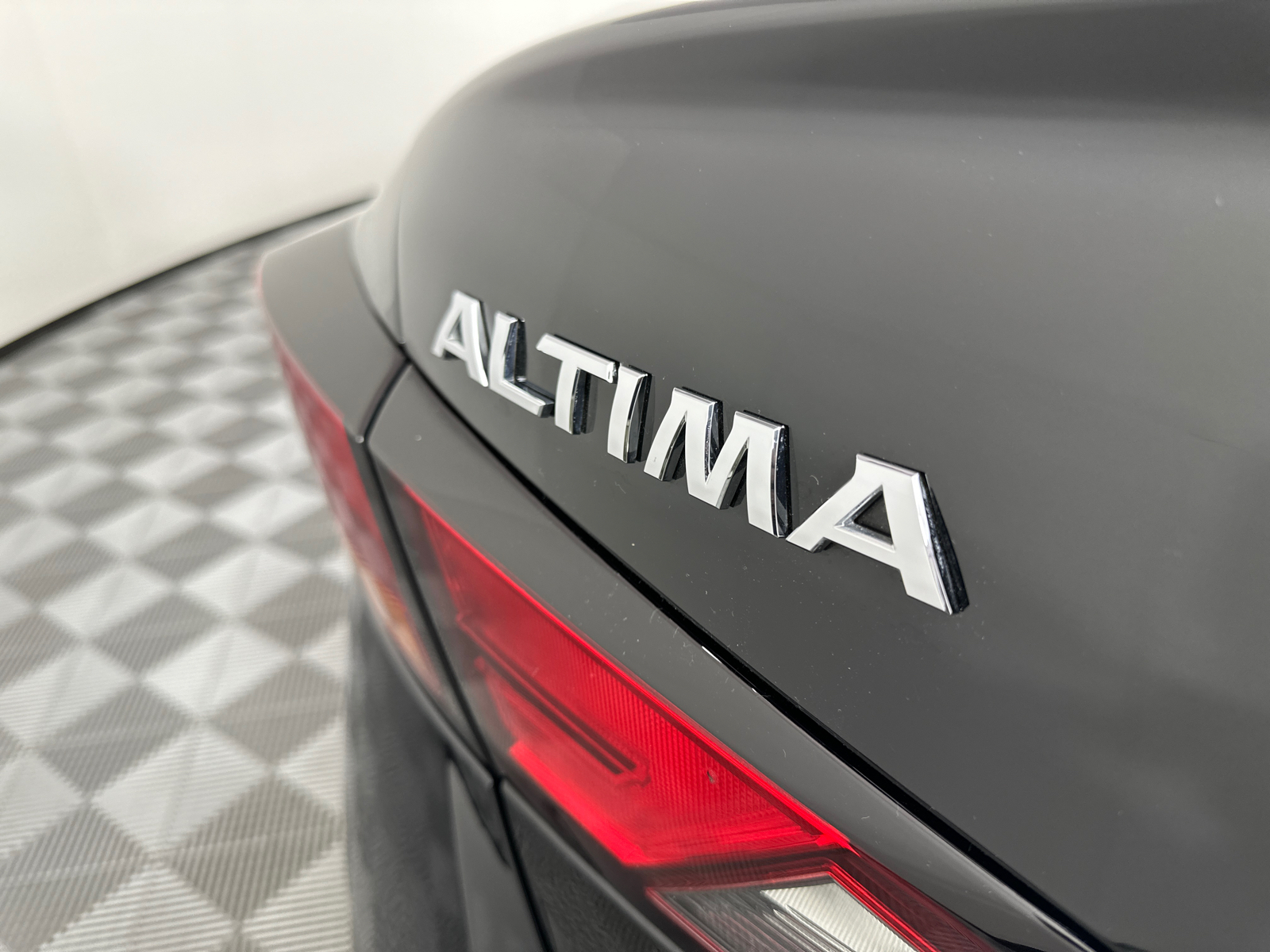 2021 Nissan Altima 2.5 Platinum 9