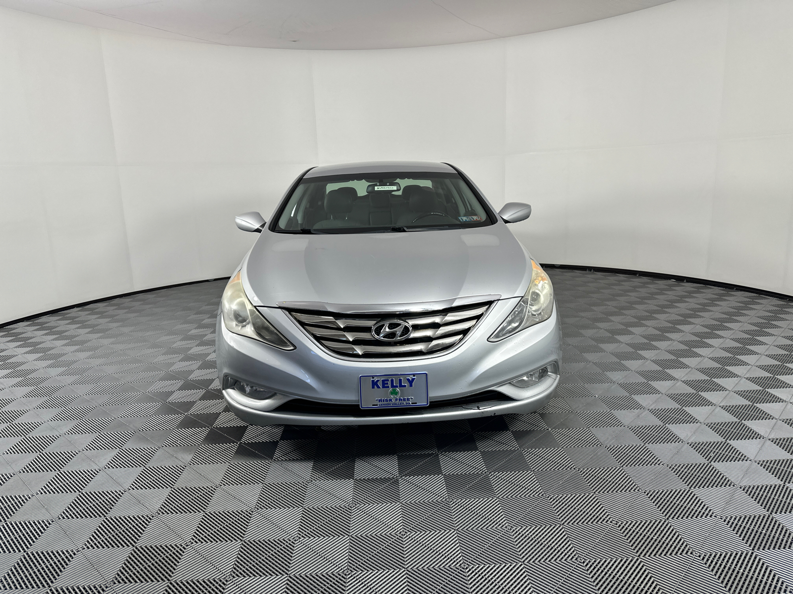 2012 Hyundai Sonata SE 2