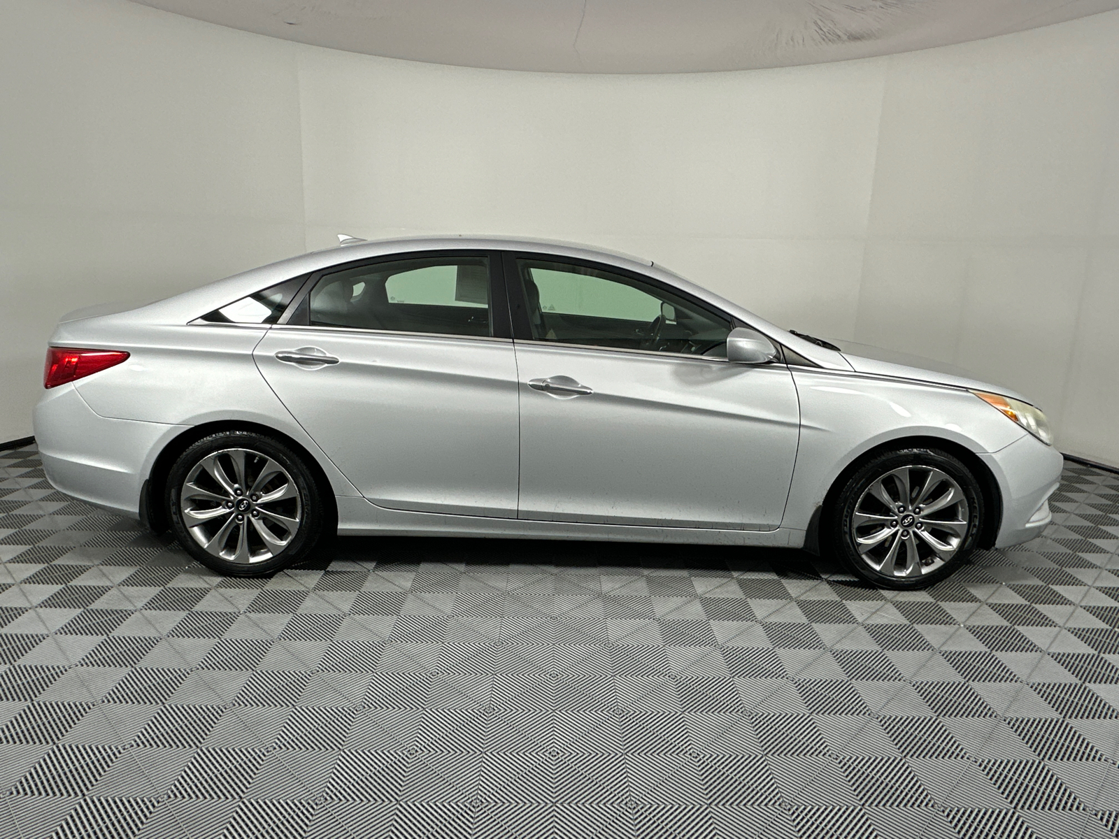 2012 Hyundai Sonata SE 8