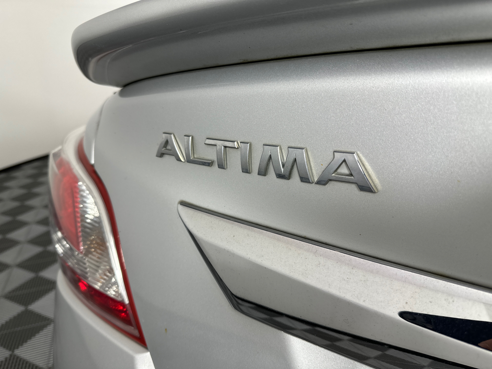 2013 Nissan Altima 2.5 SL 9