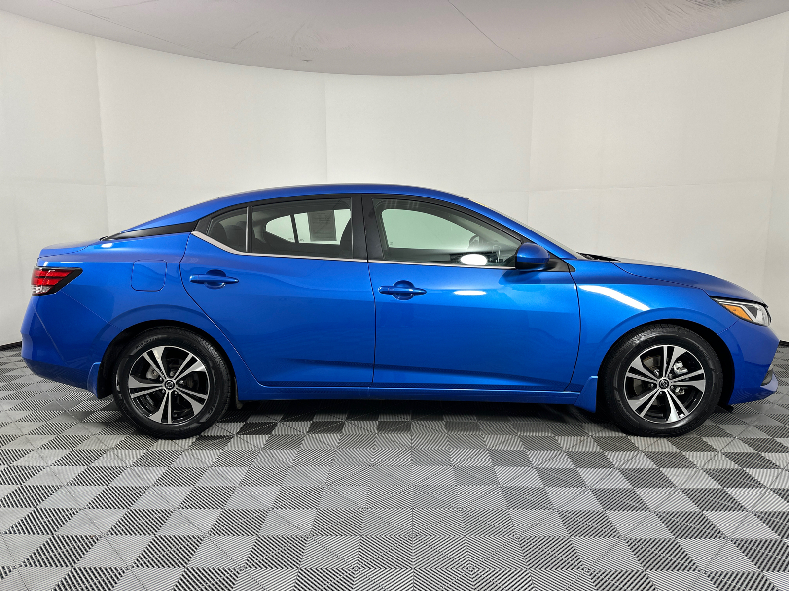 2022 Nissan Sentra SV 8