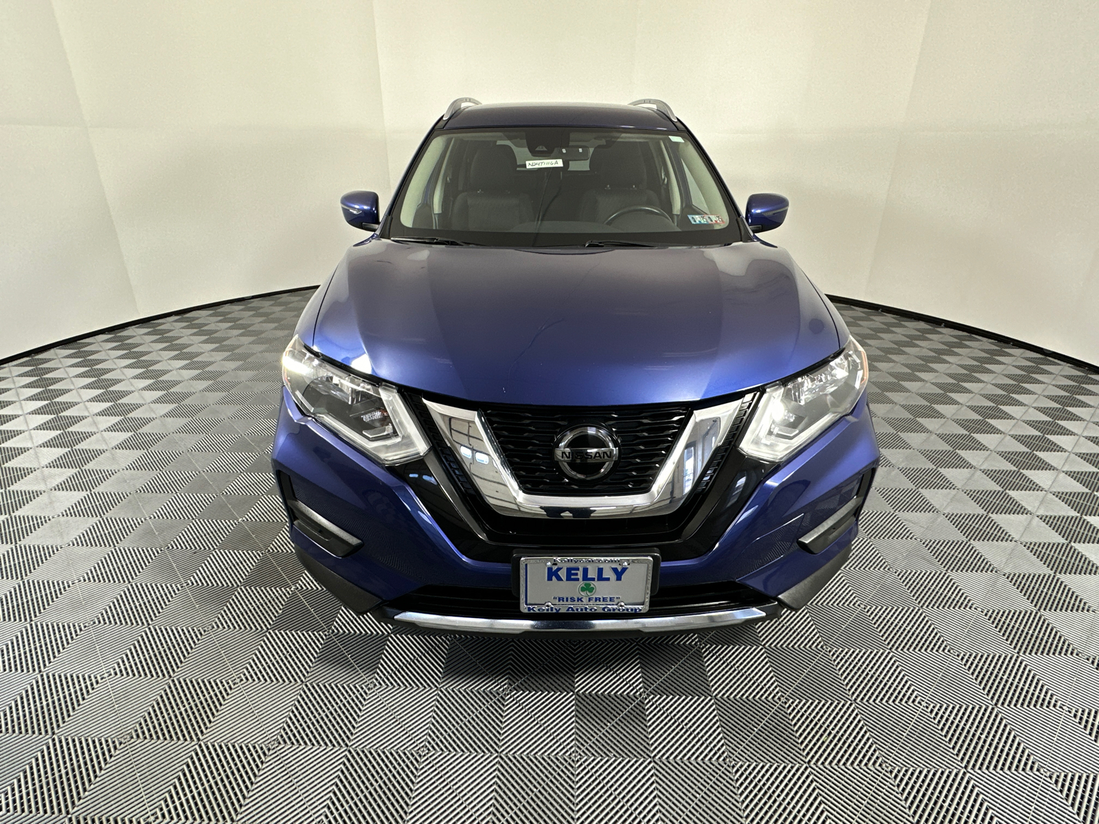 2020 Nissan Rogue SV 2