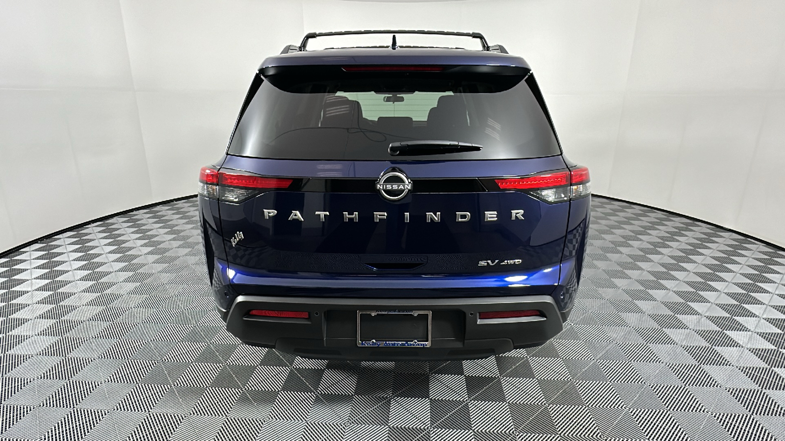 2024 Nissan Pathfinder SV 13