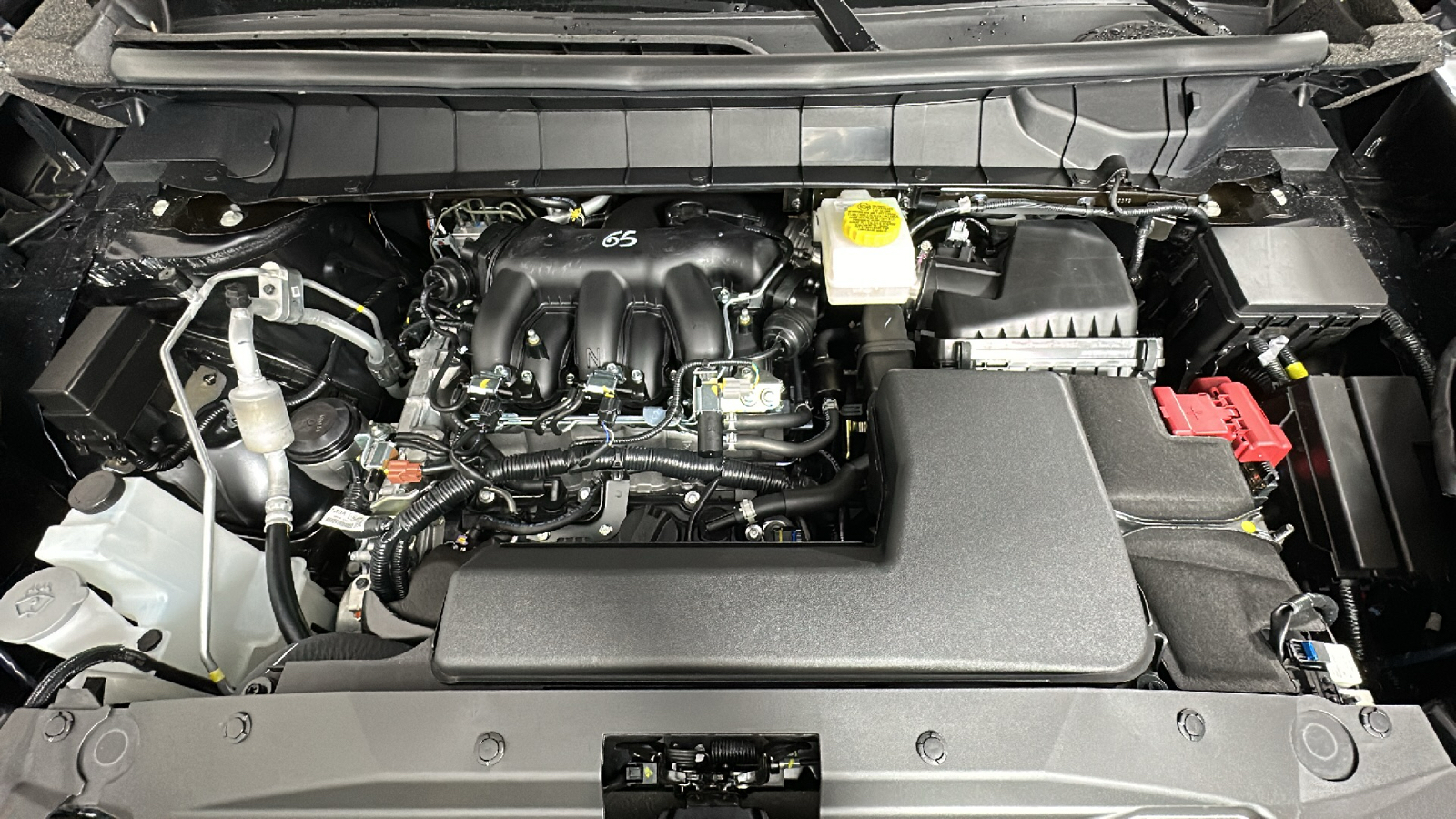 2024 Nissan Pathfinder SV 31
