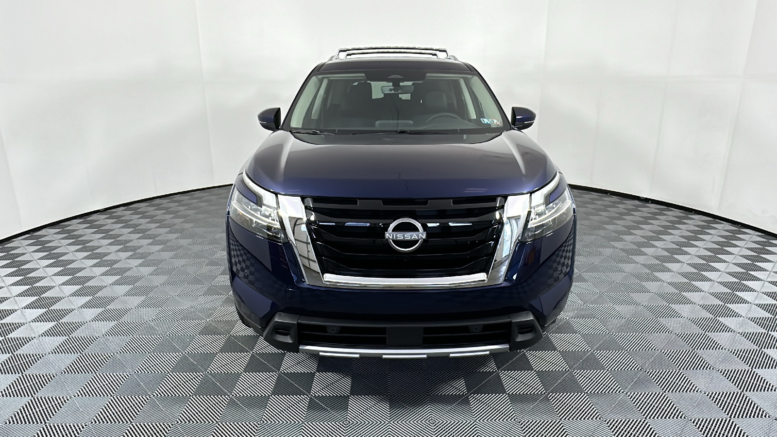 2024 Nissan Pathfinder SL 2