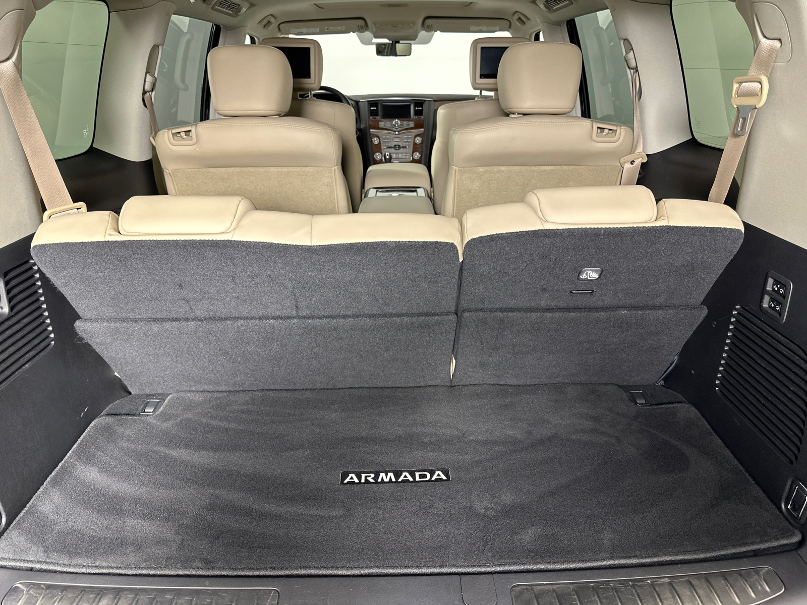 2019 Nissan Armada Platinum 11