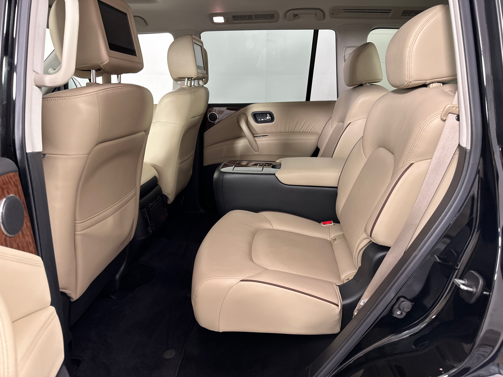 2019 Nissan Armada Platinum 18