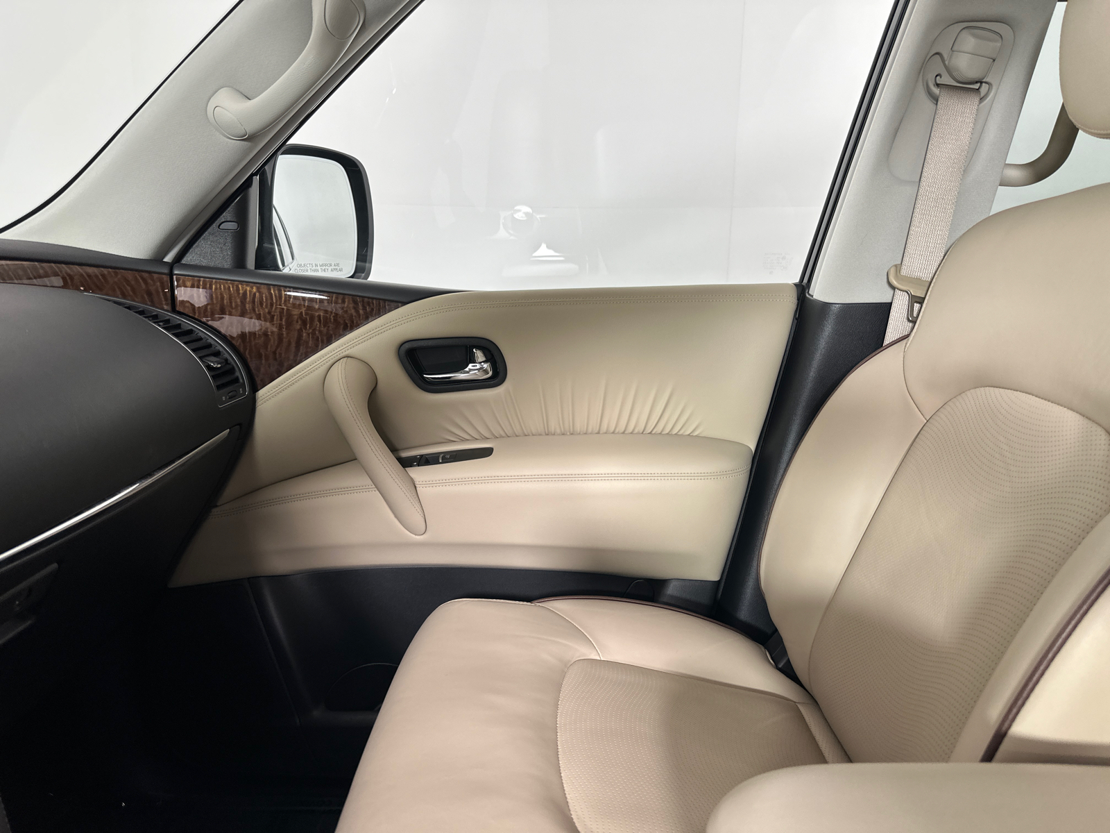 2019 Nissan Armada Platinum 22