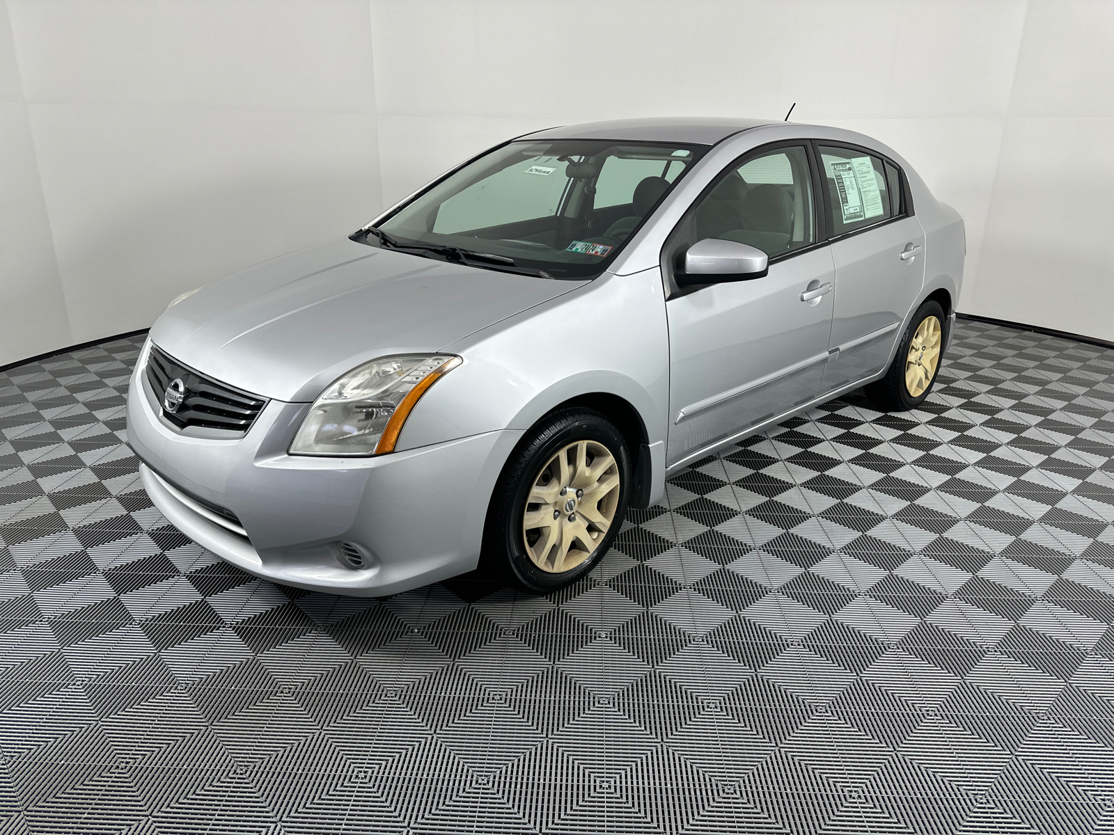 2010 Nissan Sentra 2.0 S 3