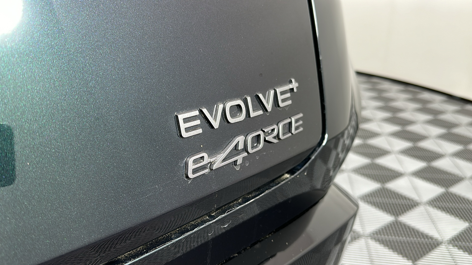 2024 Nissan Ariya EVOLVE+ e-4ORCE 10