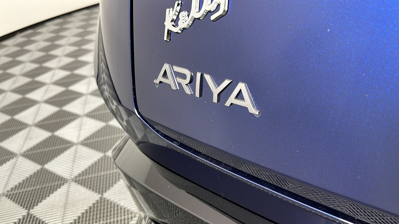 2024 Nissan Ariya EVOLVE+ e-4ORCE 9