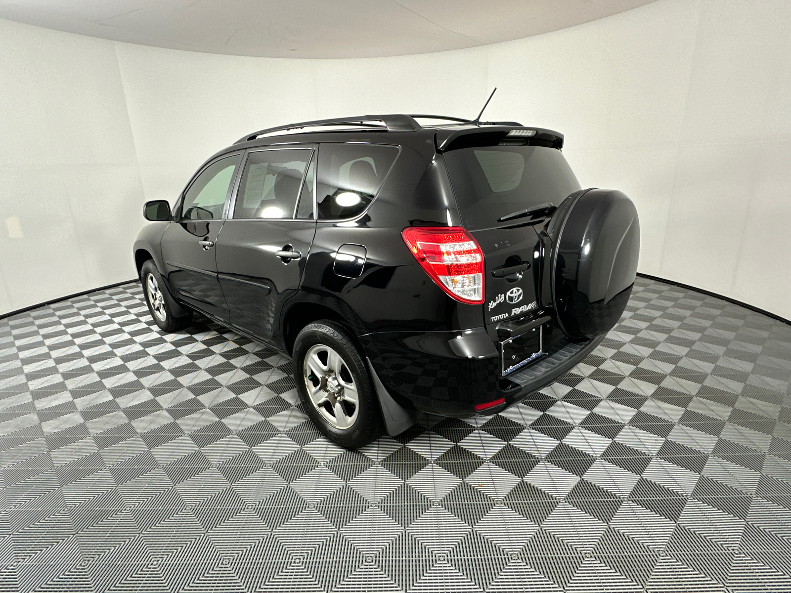 2009 Toyota RAV4 Base 5