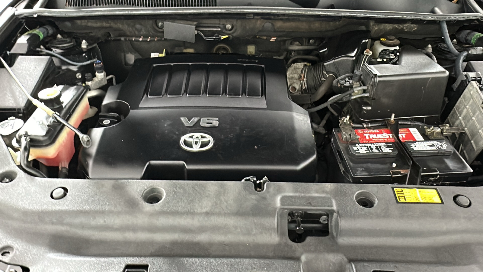 2009 Toyota RAV4 Base 26