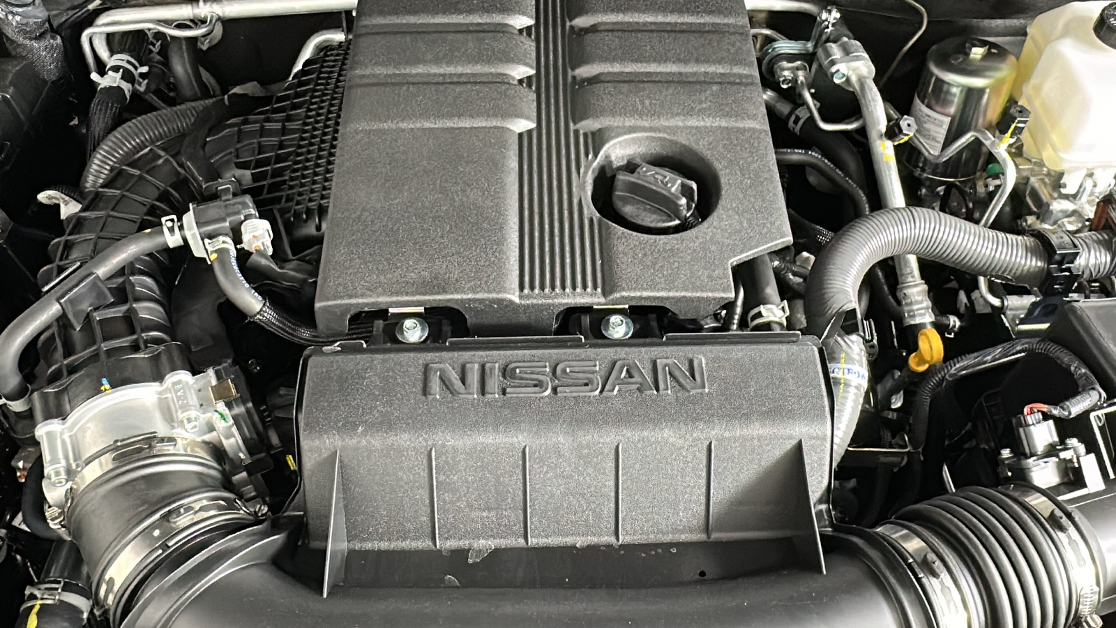 2024 Nissan Frontier SV 26