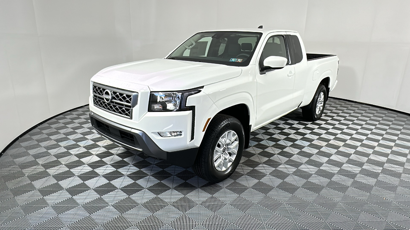 2024 Nissan Frontier SV 3