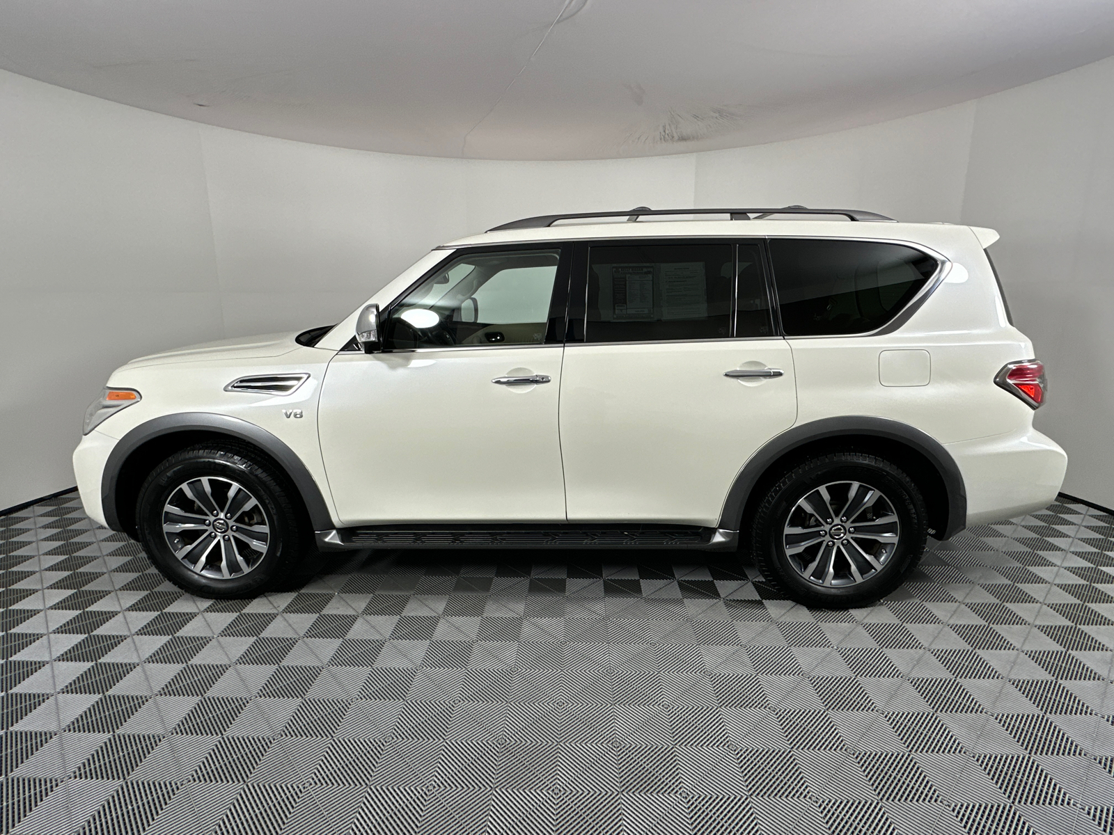 2018 Nissan Armada SL 4