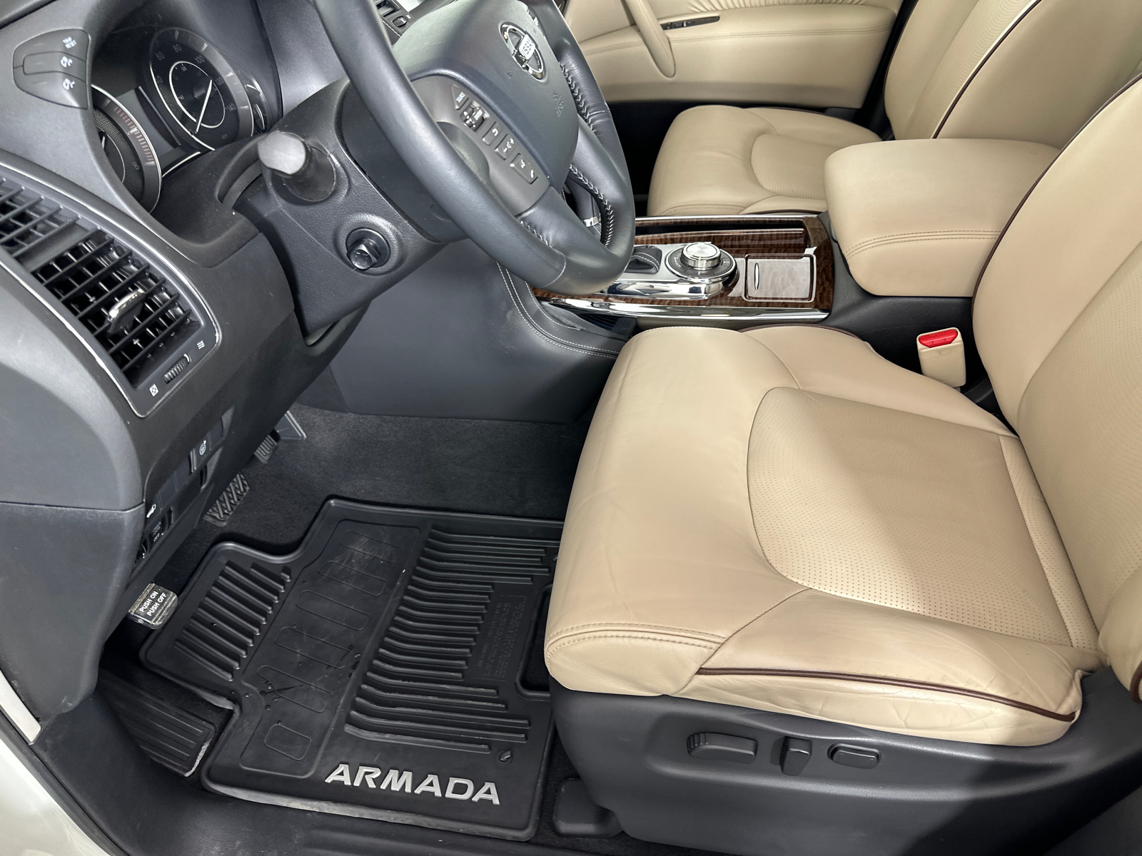 2018 Nissan Armada SL 23