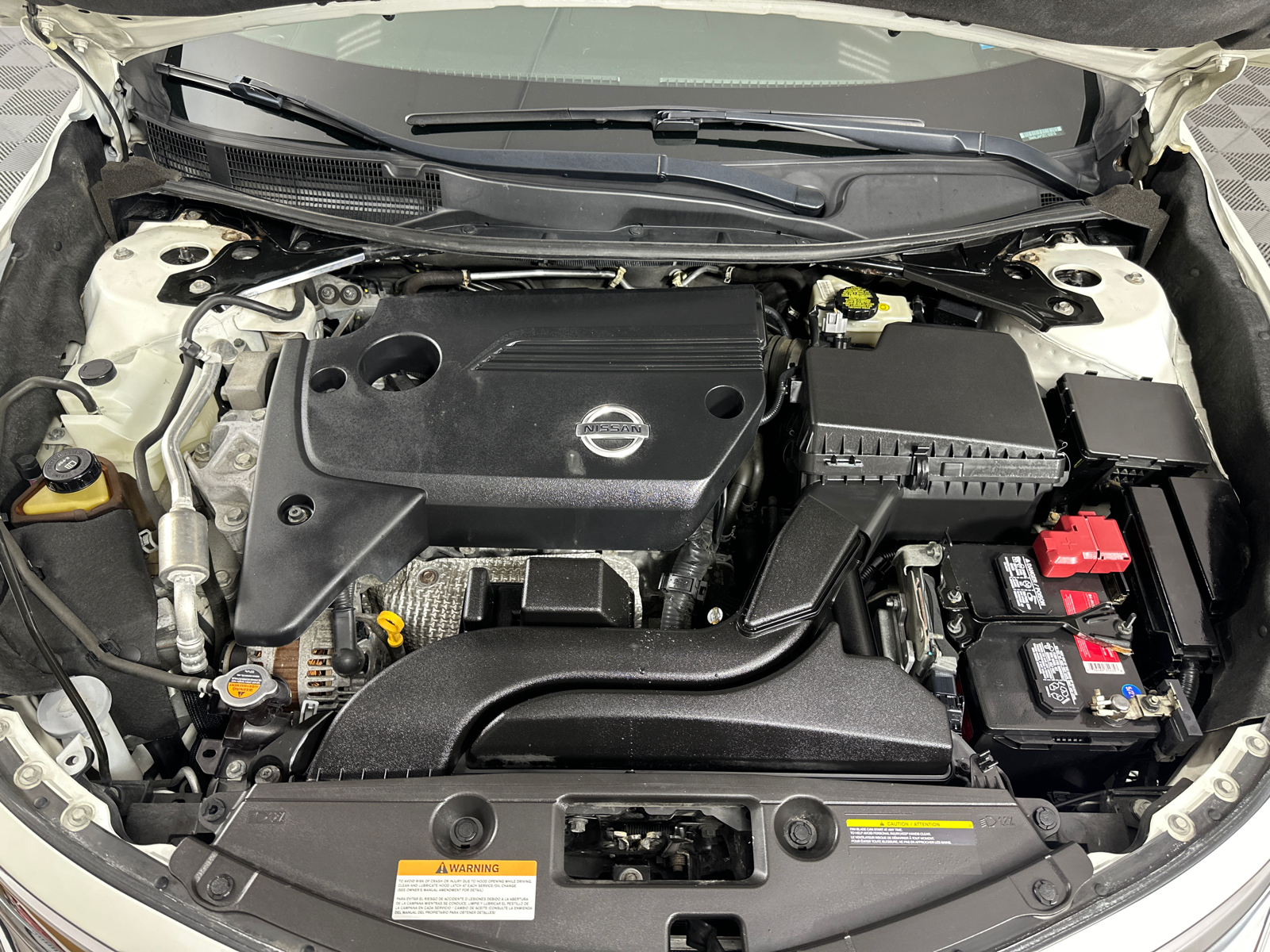 2014 Nissan Altima 2.5 S 30