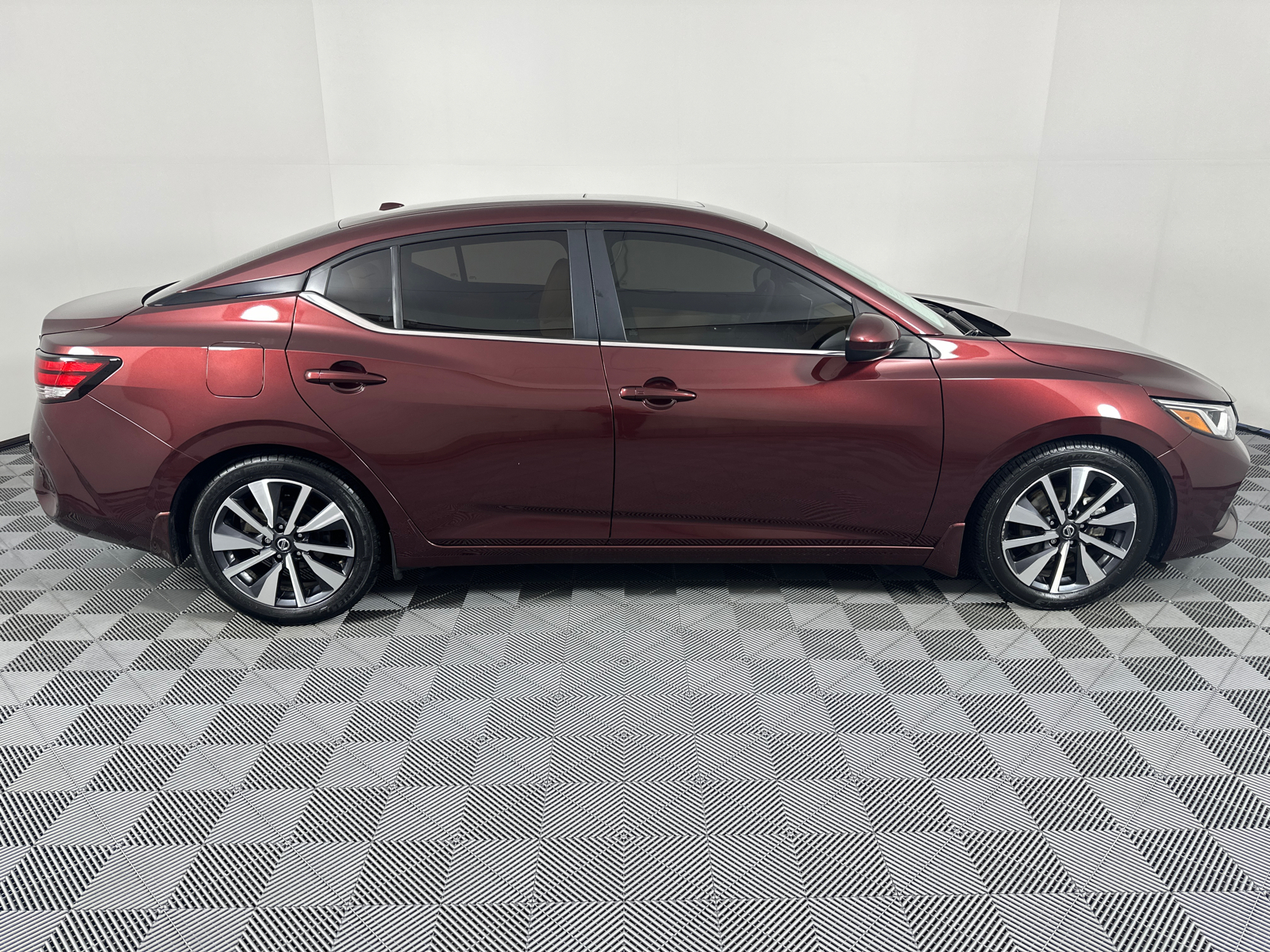 2021 Nissan Sentra SV 8