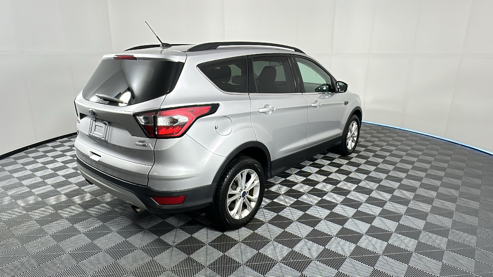 2018 Ford Escape SE 7