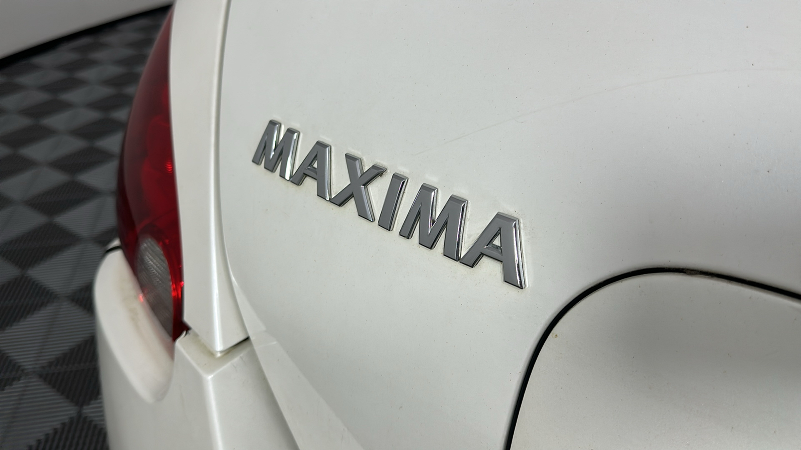 2005 Nissan Maxima  9