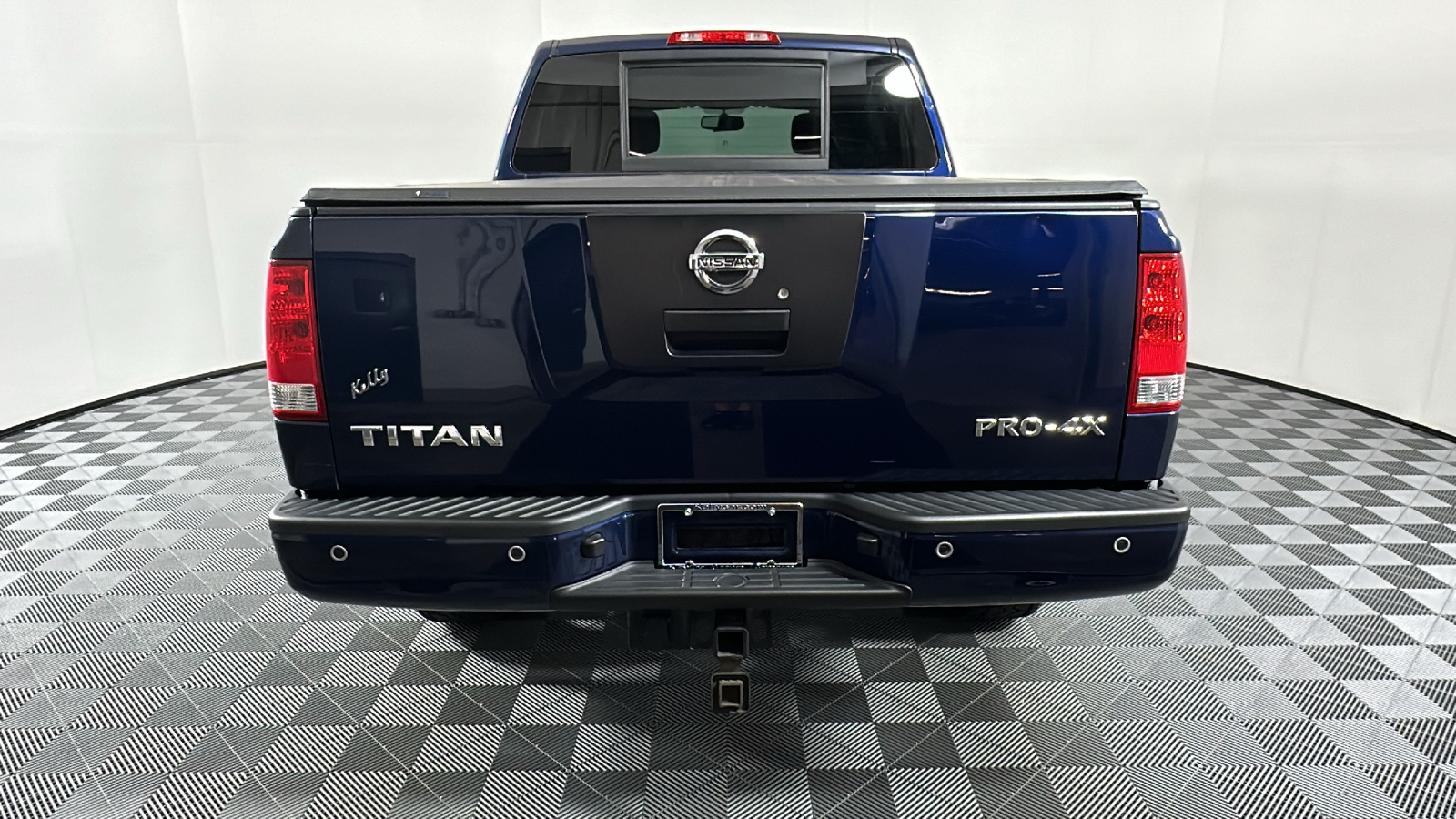 2012 Nissan Titan PRO-4X 6