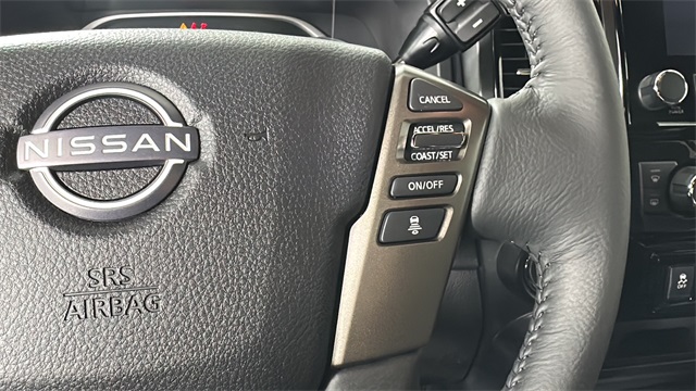 2024 Nissan Titan SV 23