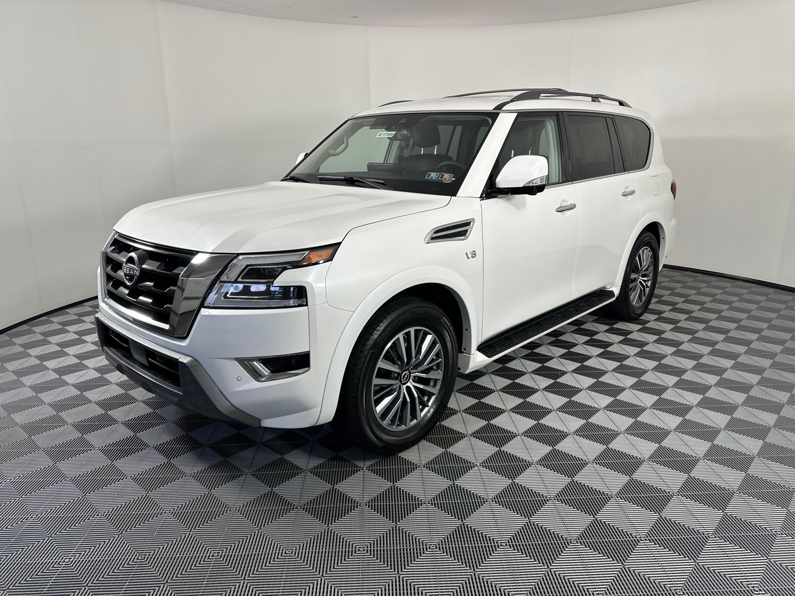 2022 Nissan Armada SL 3