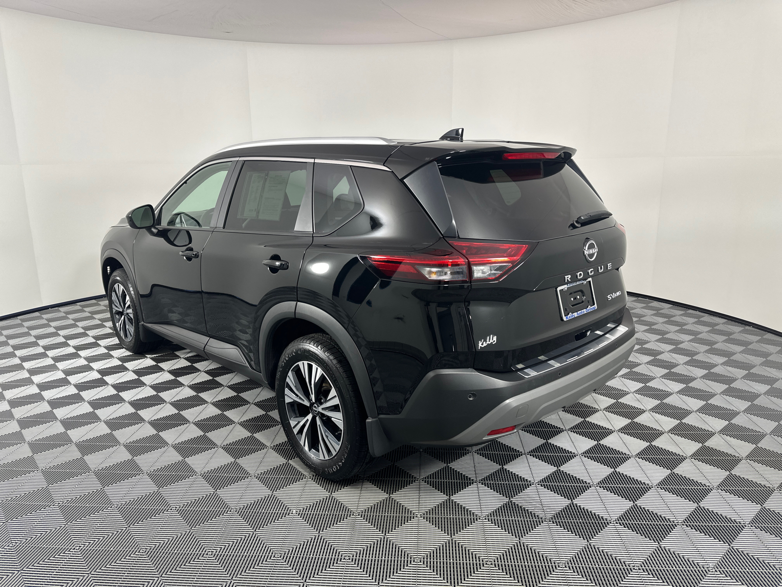 2023 Nissan Rogue SV 5